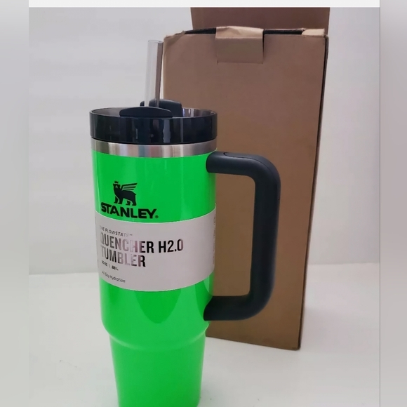 STANLEY NEON GREEN TUMBLER 30 OZ - Picture 2 of 2
